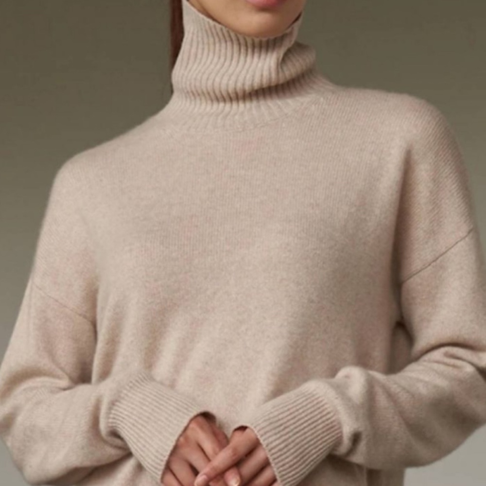 The Curated 100% Cashmere Turtleneck size S Color Wheat